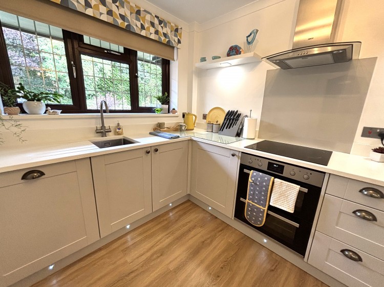 Images for Armitage, Rugeley