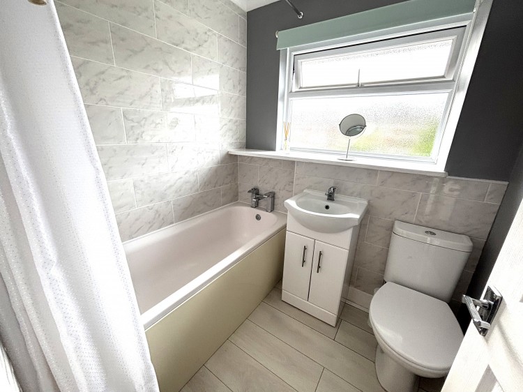 Images for Barton under Needwood, Burton-on-Trent