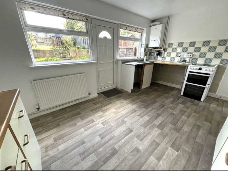 Images for Newgate Street, Burntwood EAID: BID:lsp