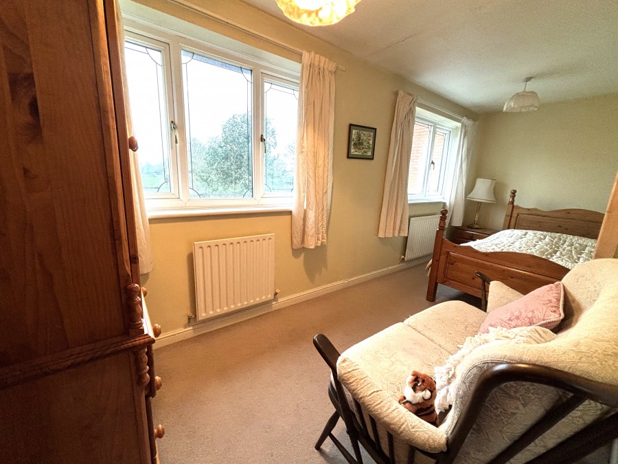 Images for Kings Bromley, Burton-on-Trent EAID: BID:lsp