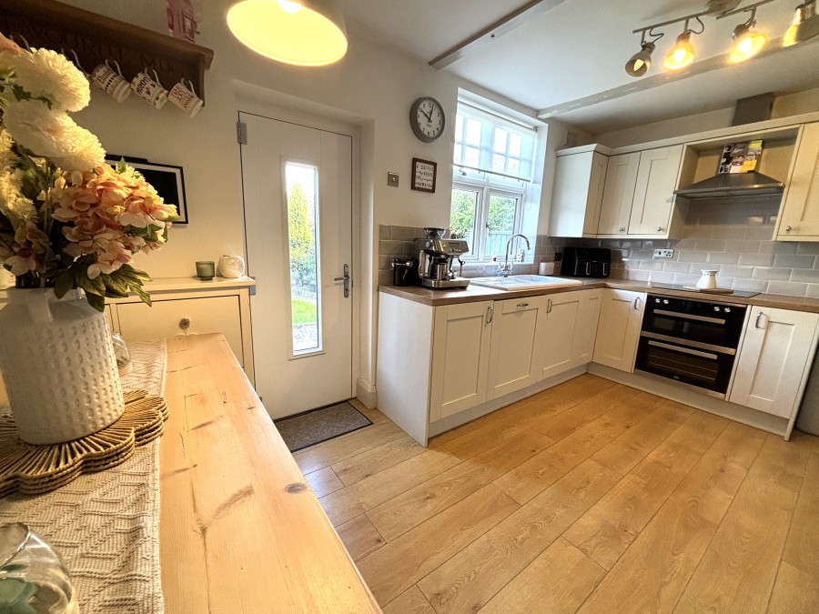 Images for Armitage, Rugeley EAID: BID:lsp