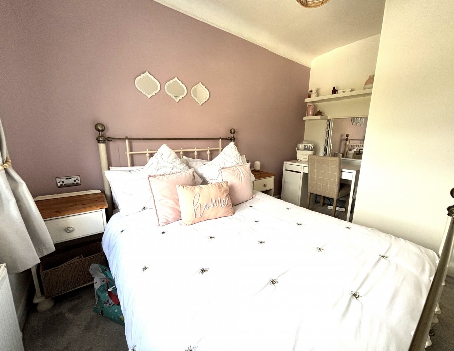 Images for Armitage, Rugeley EAID: BID:lsp