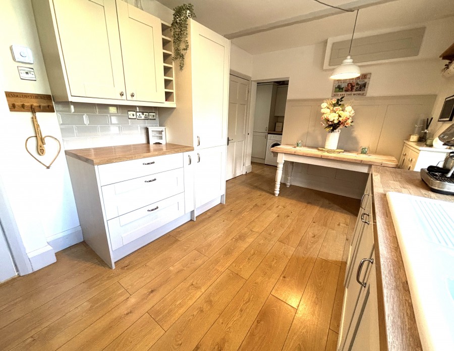 Images for Armitage, Rugeley EAID: BID:lsp