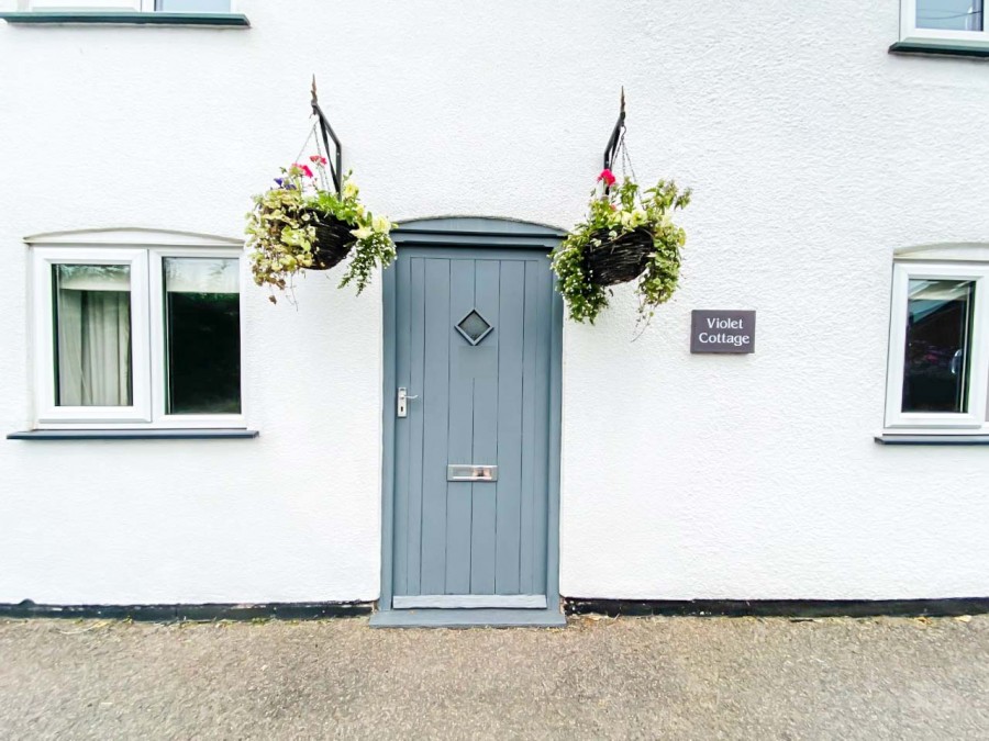 Images for Armitage, Rugeley EAID: BID:lsp