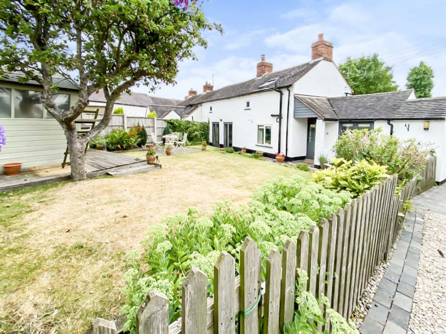 Images for Armitage, Rugeley EAID: BID:lsp