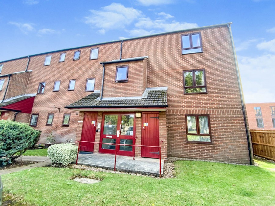 Images for Maxwell Close, Lichfield EAID: BID:lsp