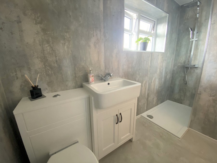 Images for Bedford Way, Rugeley EAID: BID:lsp