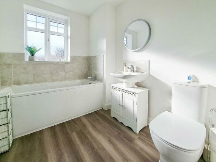 Images for Larkin Avenue, Lichfield