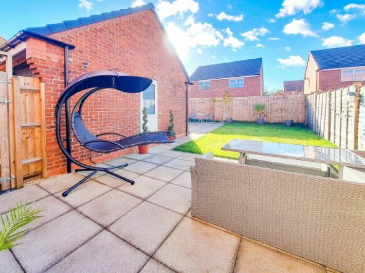 Images for Larkin Avenue, Lichfield