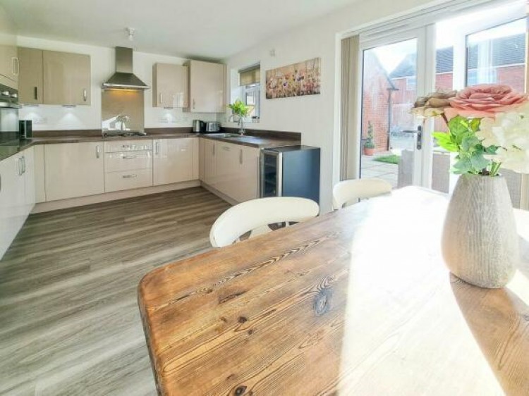 Images for Larkin Avenue, Lichfield