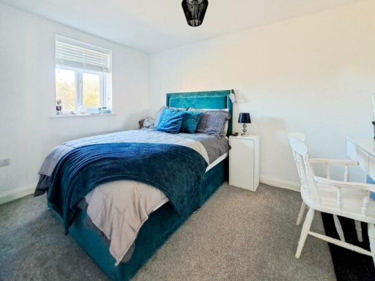Images for Larkin Avenue, Lichfield