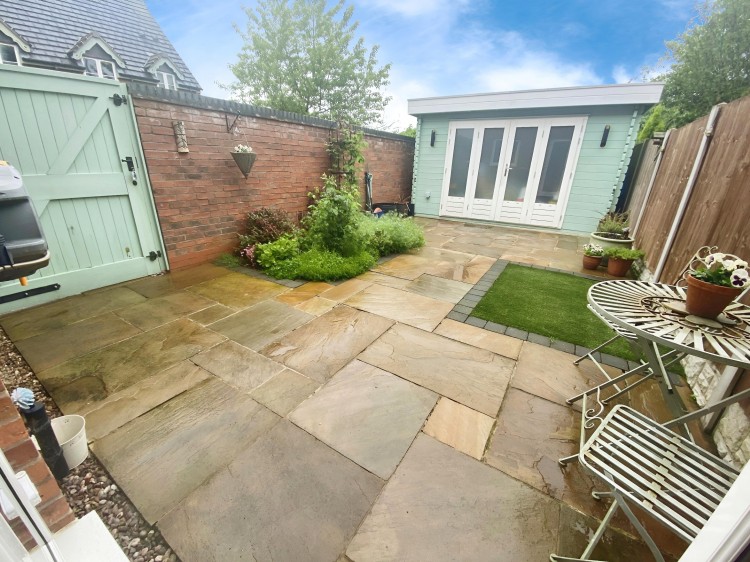 Images for Far Lady Croft, Rugeley