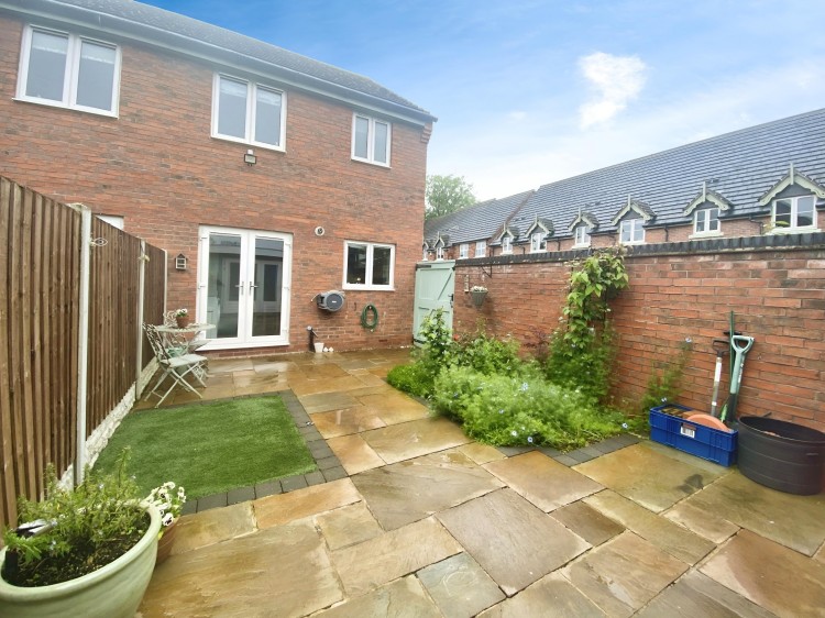 Images for Far Lady Croft, Rugeley